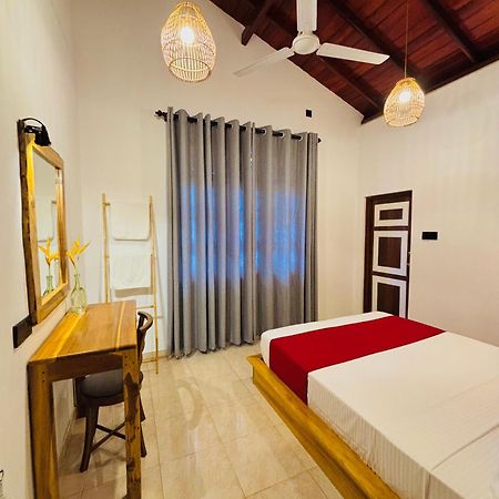 Breeze Bay Villa 迪克韦勒 外观 照片