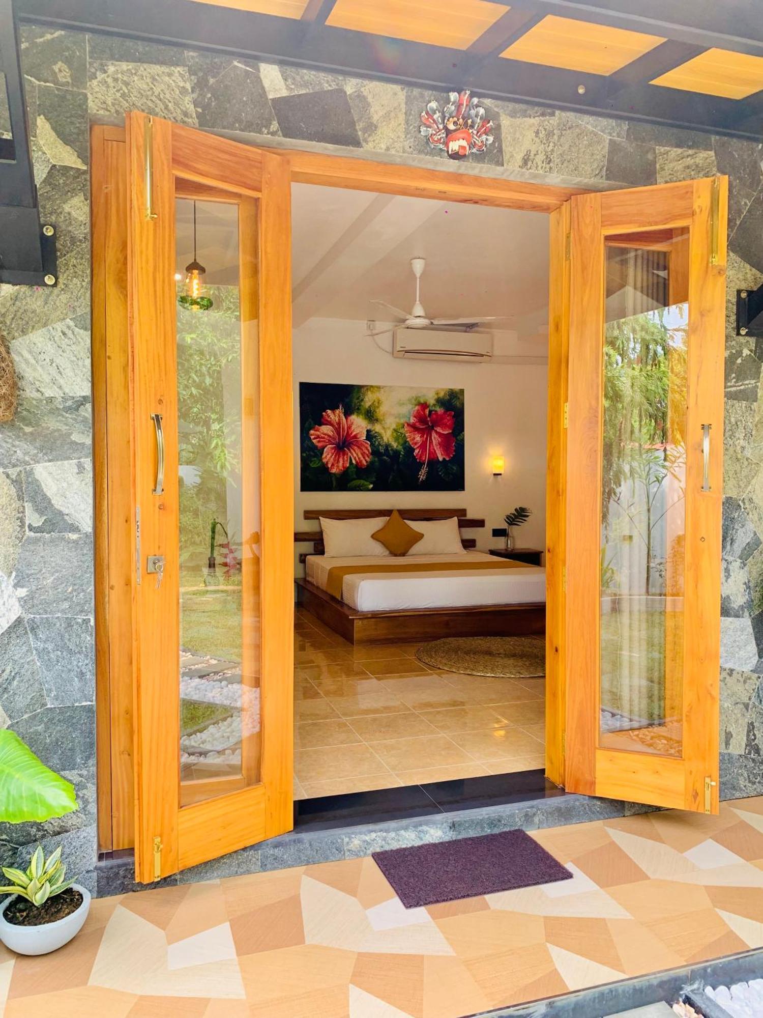 Breeze Bay Villa 迪克韦勒 外观 照片